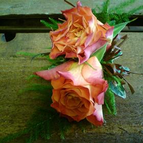 fwthumb04 double orange rose buttonhole 9.95.jpg